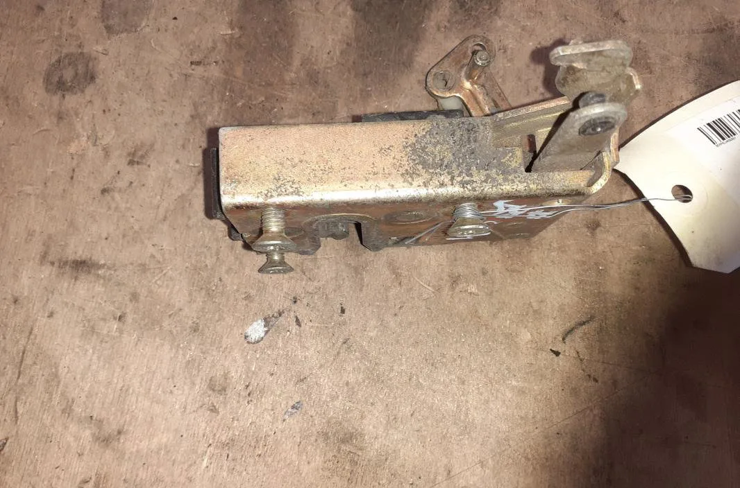 Serrure porte arg Peugeot 405 II Break (4E) 1.9 d (1992-1996) occasion