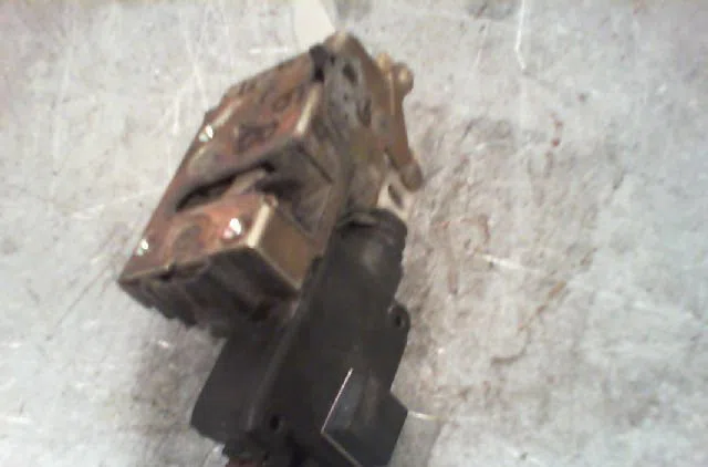 Serrure porte arg PEUGEOT 405 Phase 1 07-1987--06-1992 occasion