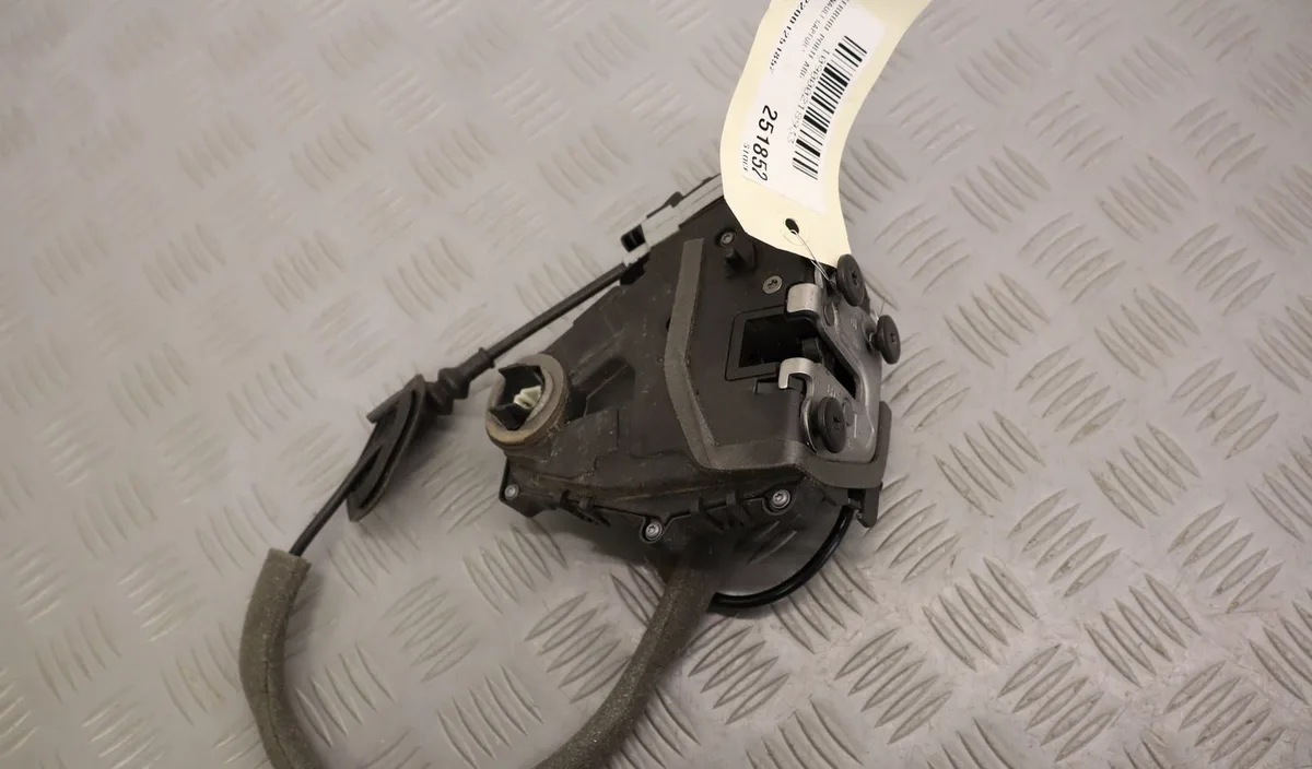 Serrure porte arg Renault CAPTUR II (HF_) Tce 100 (hfmt) (2020) occasion