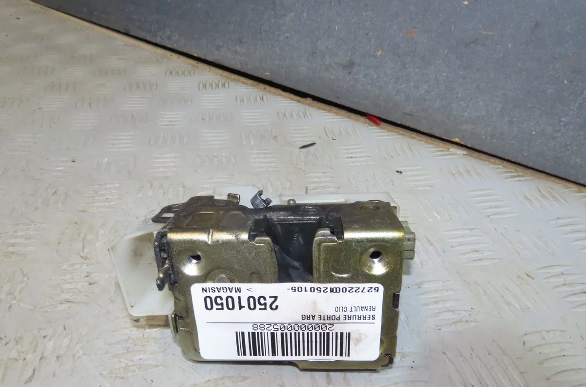 Serrure porte arg Renault CLIO II (BB_, CB_) 1.4 (b-cb0c, b-cb0s) (1998-2005) occasion