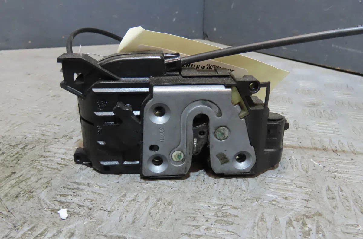 Serrure porte arg Renault CLIO III (BR0-1, CR0-1) 1.5 dci (br17, cr17) (2005-2012) 5 portes occasion