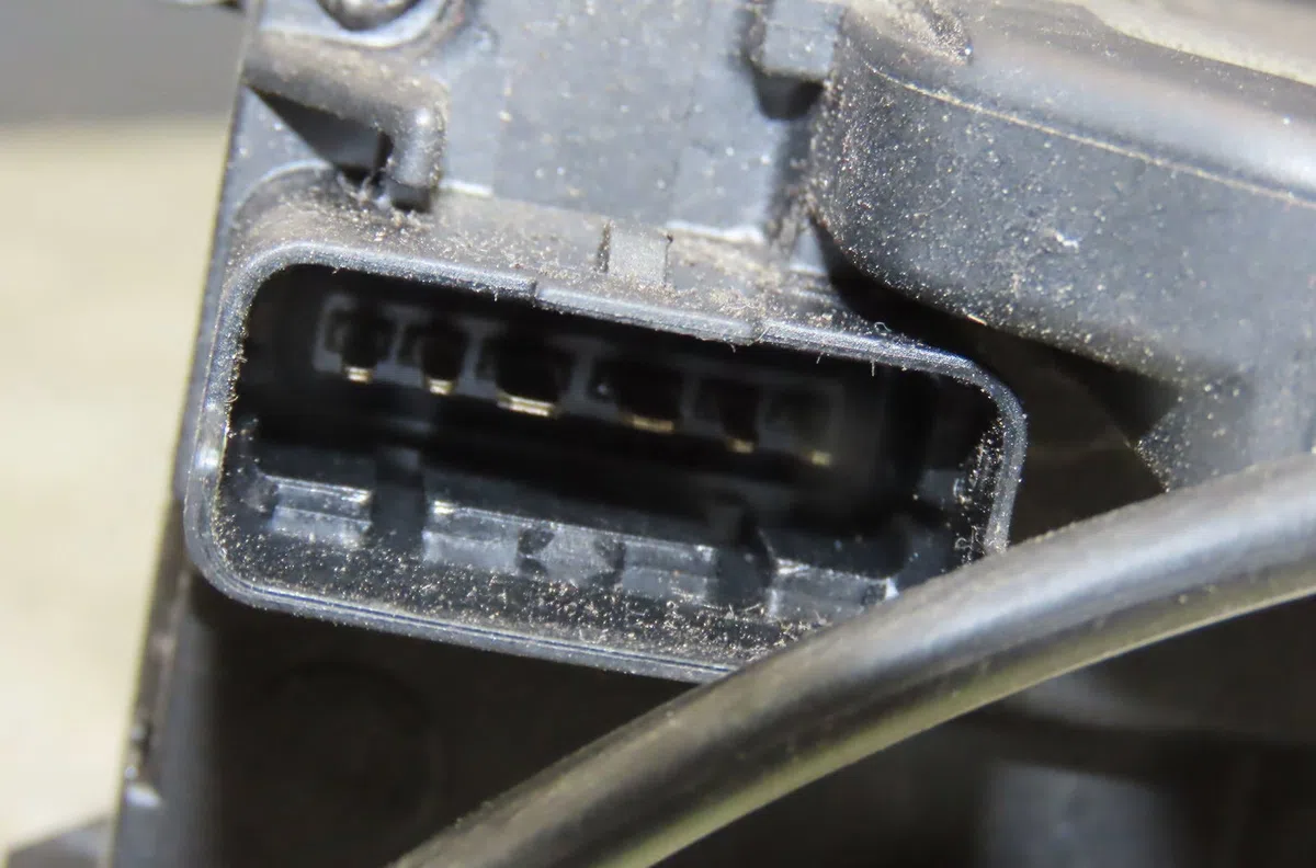 Serrure porte arg Renault CLIO III (BR0-1, CR0-1) 1.5 dci (br17, cr17) (2005-2012) 5 portes occasion