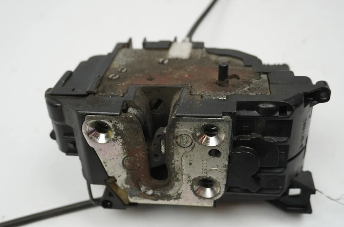 Serrure porte arg Renault CLIO III (BR0-1, CR0-1) 1.5 dci (br17, cr17) (2005-2012) 5 portes occasion