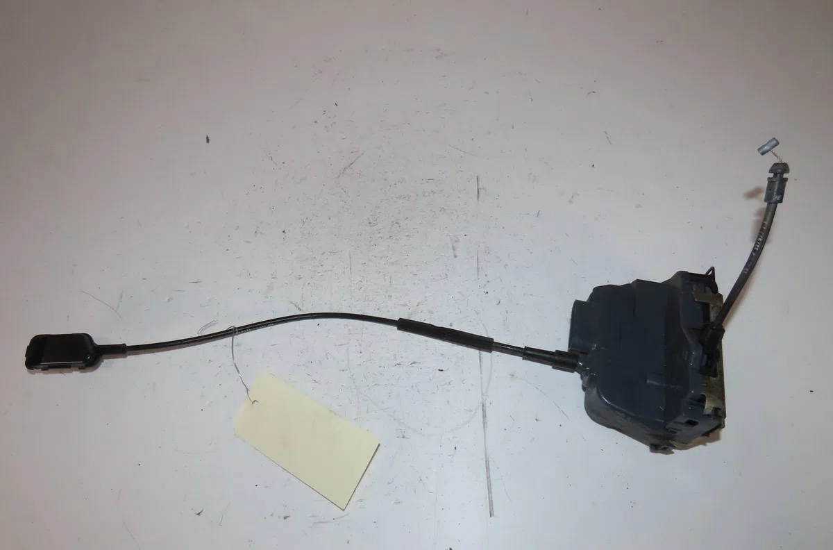 Serrure porte arg Renault LAGUNA II (BG0-1_) 1.9 dci (bg08, bg0g) (2001-2007) occasion