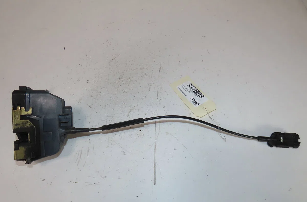Serrure porte arg Renault LAGUNA II (BG0-1_) 1.9 dci (bg08, bg0g) (2001-2007) occasion