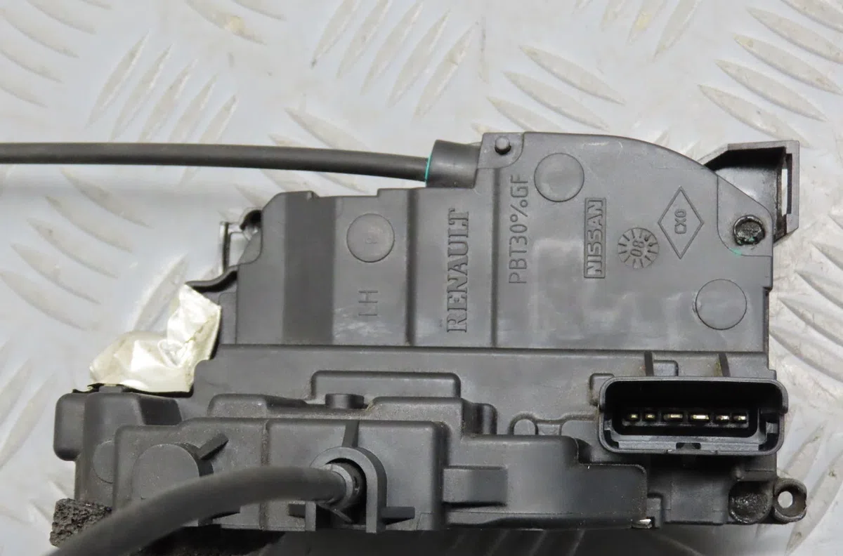 Serrure porte arg Renault LAGUNA III (BT0-1) 1.5 dci (bt00, bt0a, bt0t, bt1j) (2007-2015) 5 portes occasion