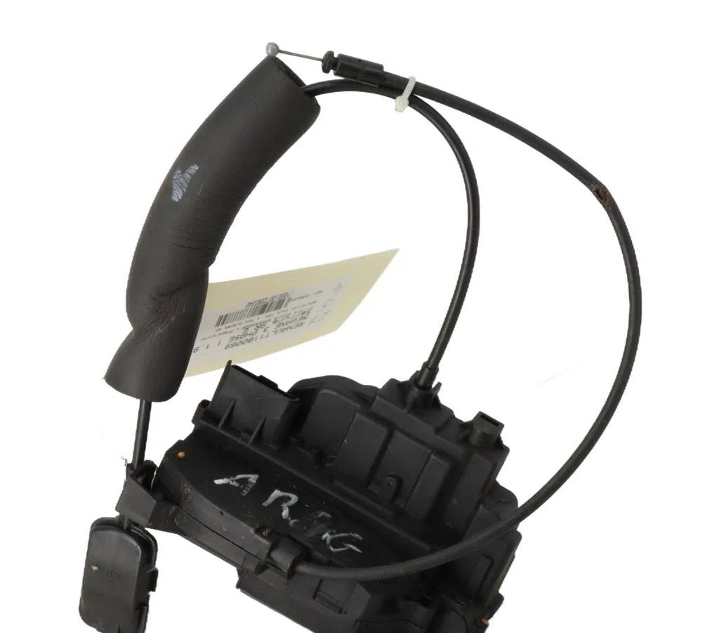 Serrure porte arg Renault MEGANE III 3-5 portes (BZ0-1_, B3_) 1.9 dci (bz0n, bz0j) (2008) occasion