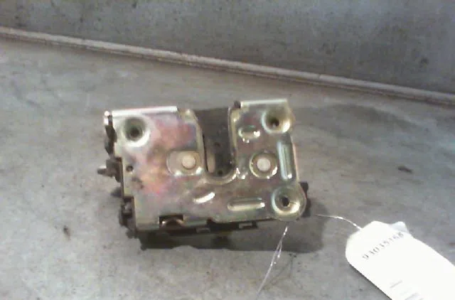 Serrure porte arg RENAULT R5 1989 occasion