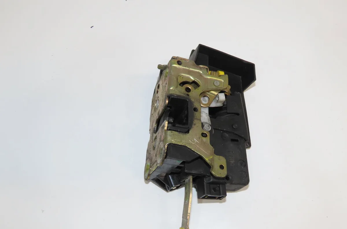 Serrure porte arg Renault SAFRANE II (B54_) 2.2 dt (b54g) (1996-2000) 5 portes occasion
