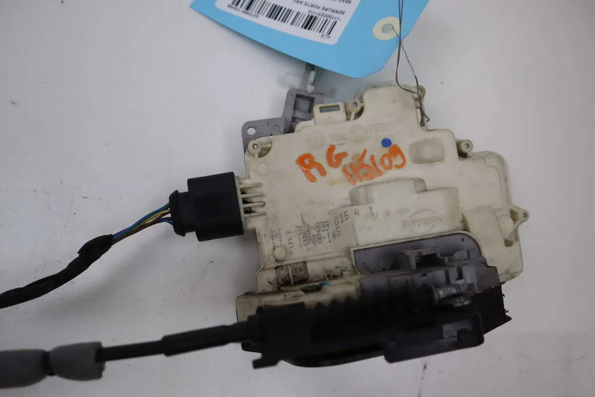 Serrure porte arg Seat IBIZA IV (6J5, 6P1) 1.4 (2008-2015) occasion