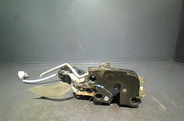Serrure porte arg Suzuki VITARA (ET, TA, TD) 2.0 td intercooler traction intégrale (sv 420d) (1995-1998) occasion