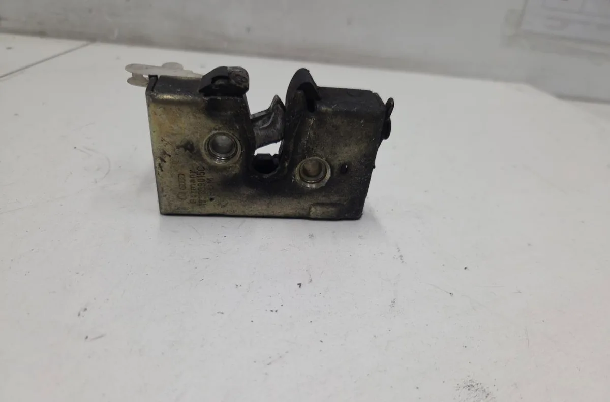 Serrure porte arg VOLKSWAGEN GOLF 2 occasion