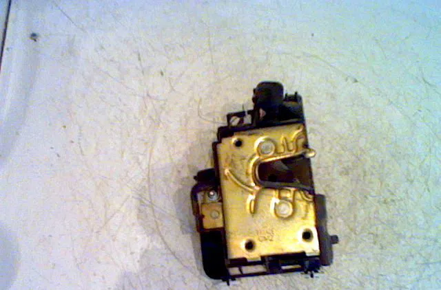 Serrure porte arg VOLKSWAGEN GOLF III 1994 occasion