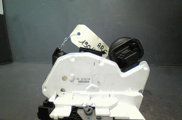Serrure porte arg Volkswagen GOLF VI (5K1) 2.0 tdi (2008-2013) 5 portes occasion