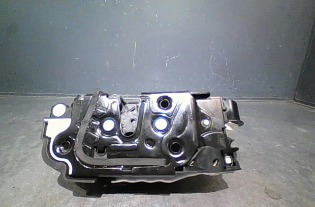 Serrure porte arg Volkswagen TIGUAN (5N_) 2.0 tdi 4motion (2007-2018) occasion