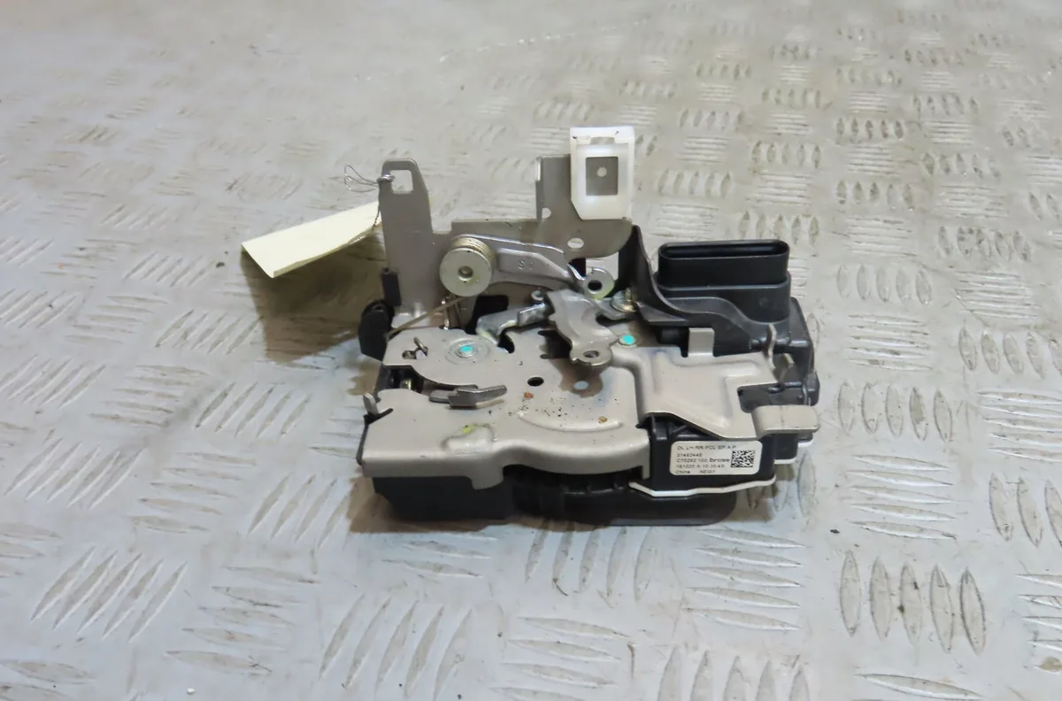 Serrure porte arg Volvo S90 II (234) D3 (2016-2018) occasion