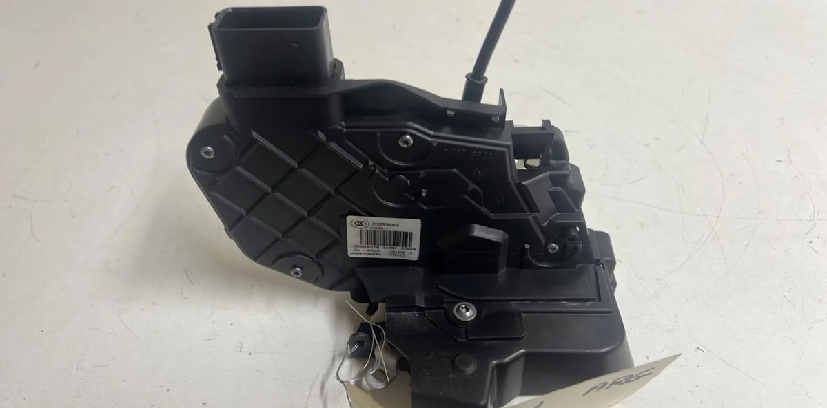 Serrure porte arg Volvo V70 III (135) D4 (2013-2016) occasion