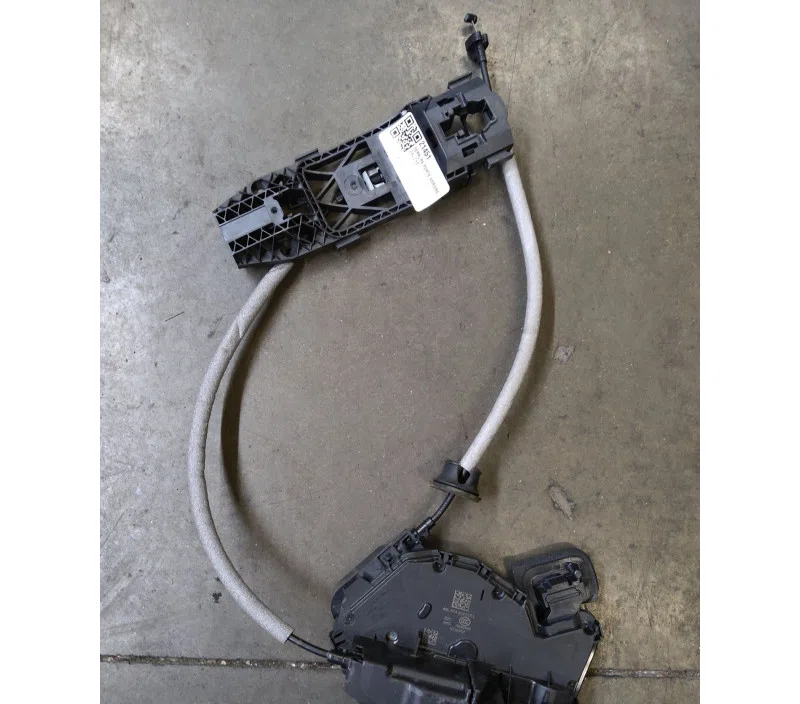 SERRURE PORTE ARRIERE GAUCHE AUDI A1 SPORTB 5TA839015K