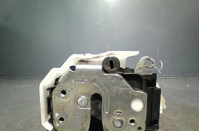 Serrure porte avd Alfa romeo 159 Sportwagon (939_) 1.9 jtdm 8v (939bxe1b) (2006-2011) occasion