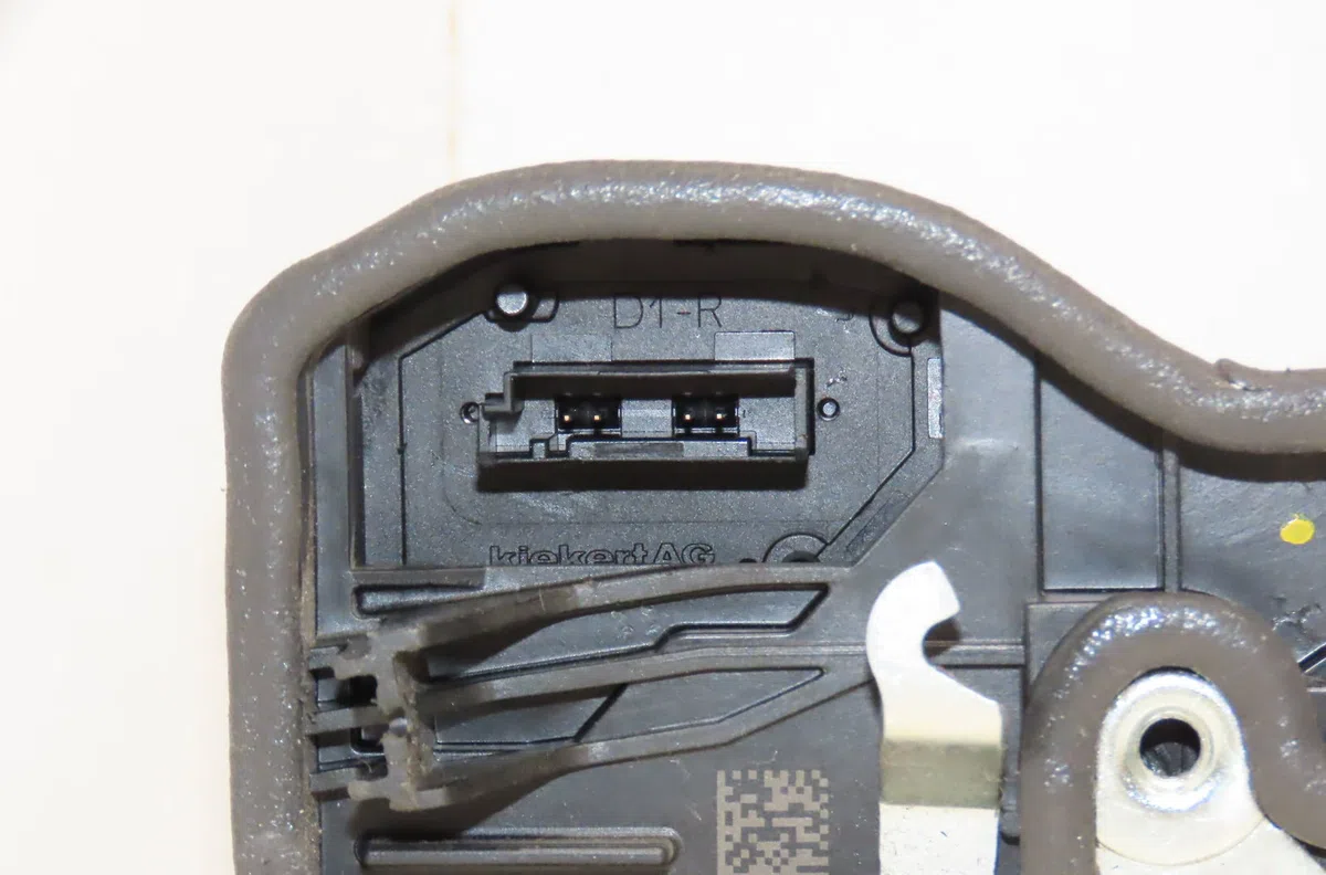 Serrure porte avd Bmw 1 (E87) 116 d (2009-2011) occasion