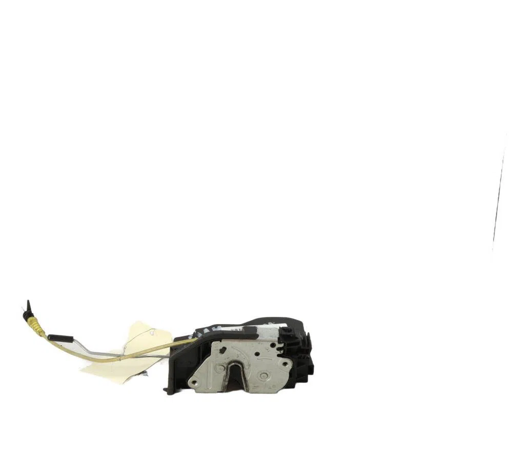 Serrure porte avd BMW SERIE 1 E87  SERIE 1 E87 PHASE 2 occasion