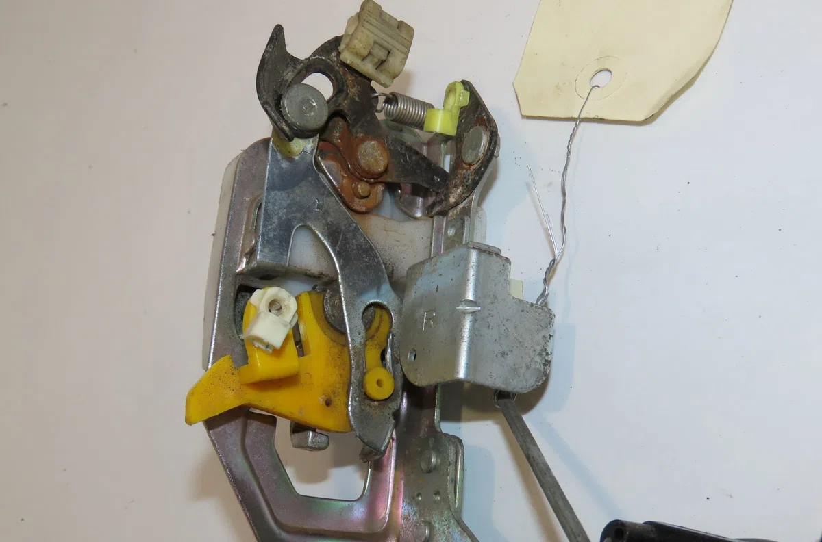 Serrure porte avd Chevrolet MATIZ (M200, M250) 0.8 (2005-2013) occasion