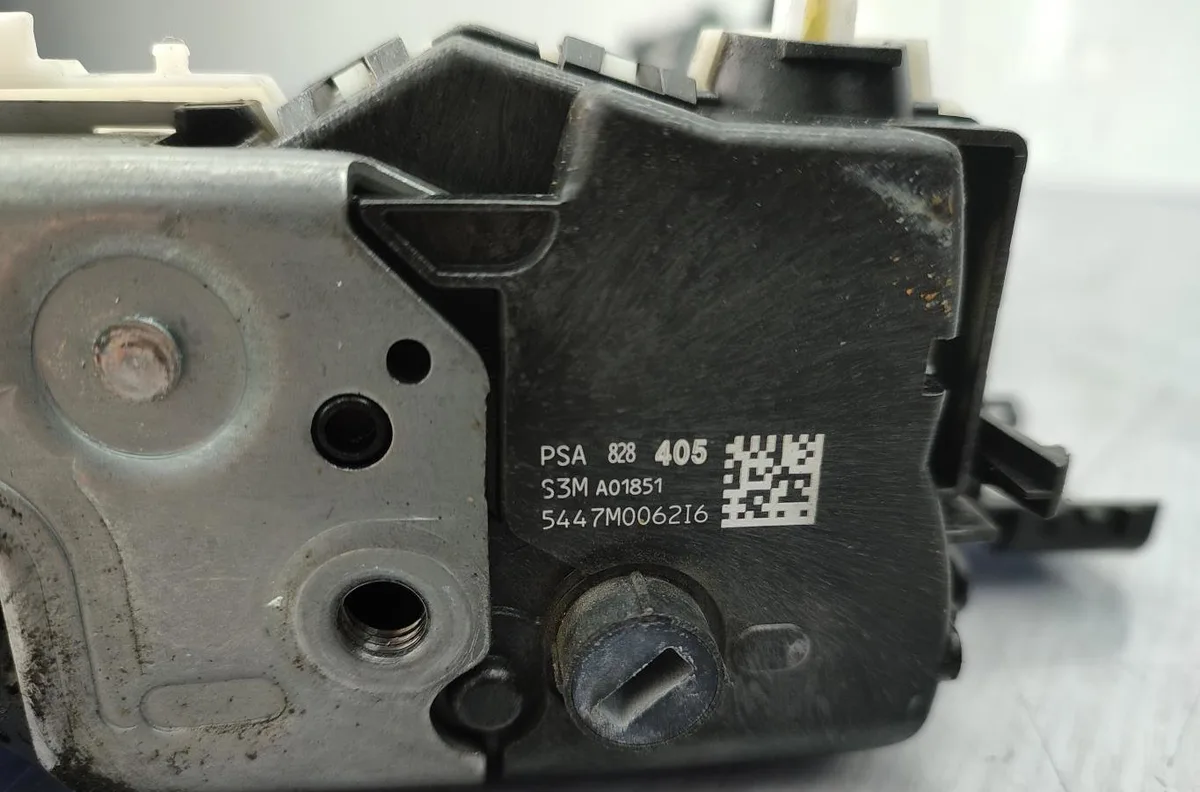 Serrure porte avd CITROEN BERLINGO 2 PHASE 3 occasion