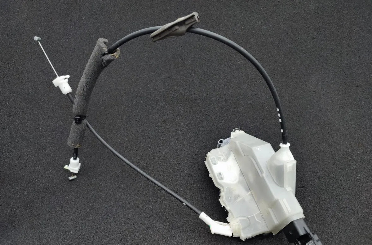 Serrure porte avd CITROEN C3 2 PHASE 2 occasion