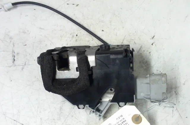 Serrure porte avd CITROEN C6 occasion