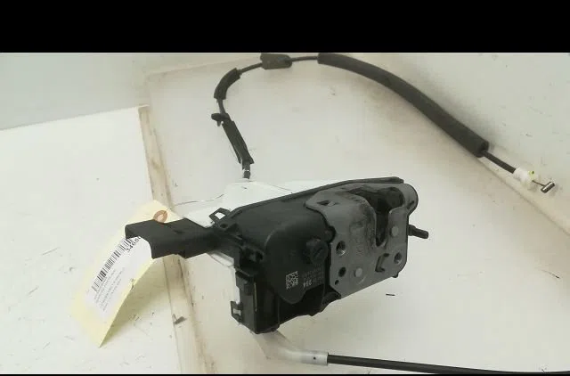 Serrure porte avd Citroen DS3 Décapotable 1.6 hdi 90 (2013-2015) occasion