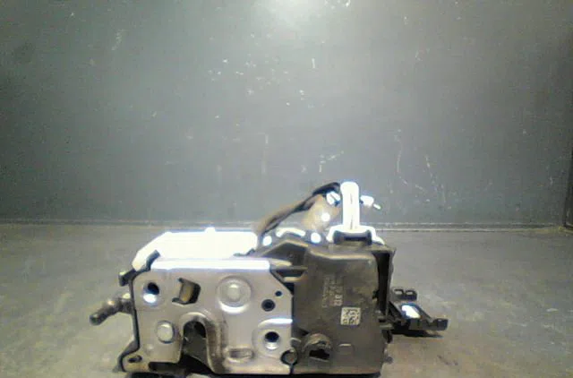 Serrure porte avd Citroën DS3 (SA_) 1.6 vti 120 (2010-2015) occasion