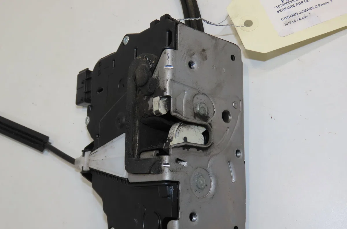 Serrure porte avd Citroen JUMPER Camionnette 2.0 bluehdi 110 (2015-2019) occasion