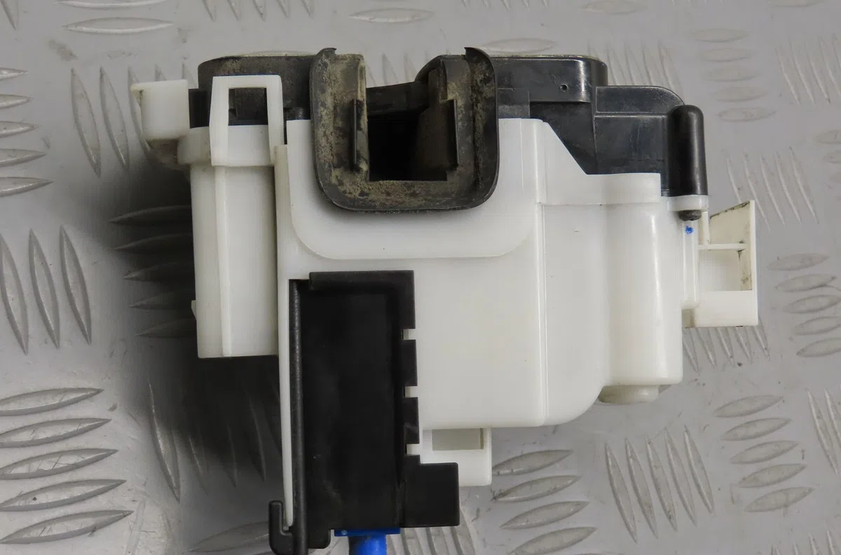 Serrure porte avd Citroen NEMO Camionnette-Monospace (AA_) 1.4 (2008) occasion