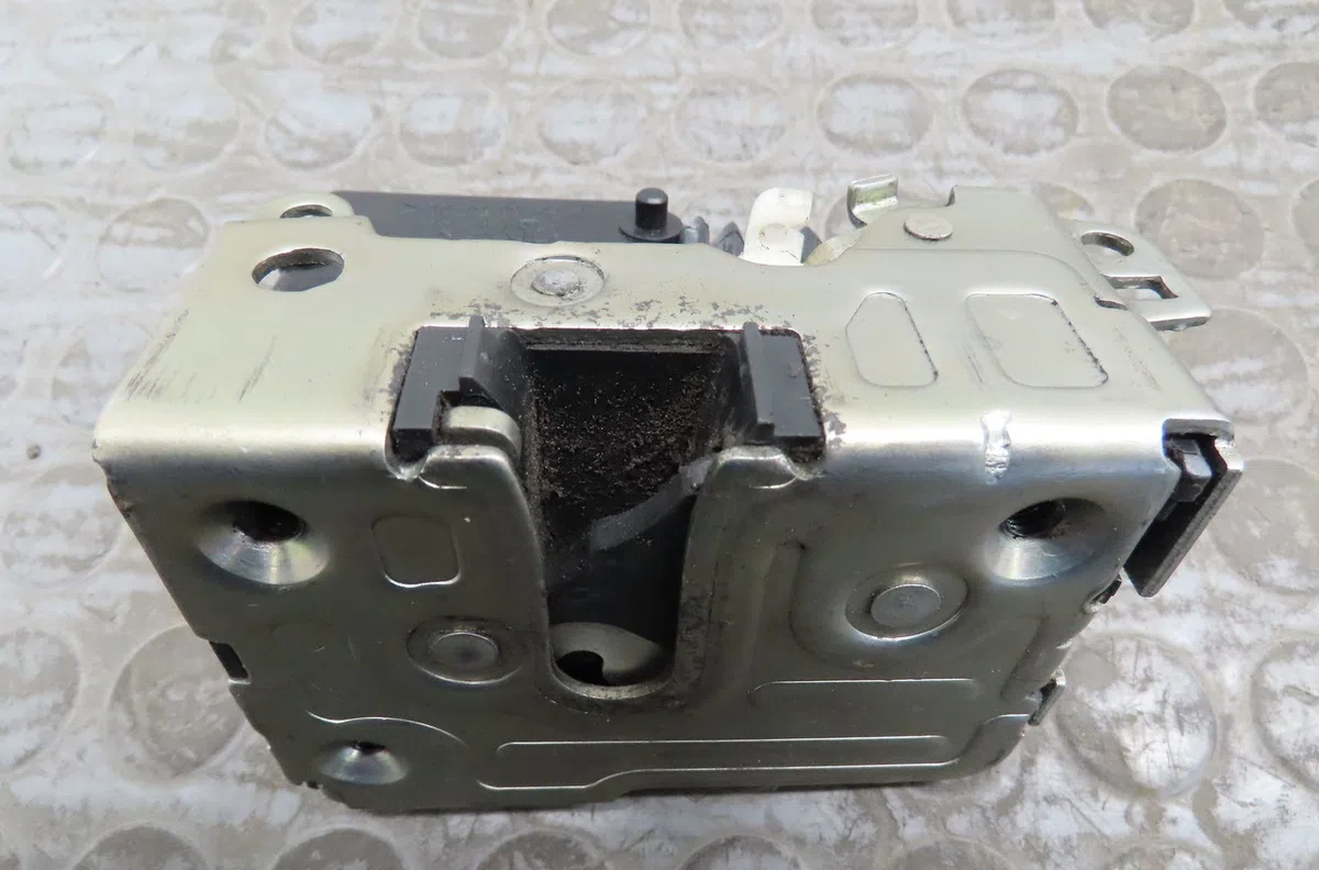 Serrure porte avd Dacia LOGAN (LS_) 1.5 dci (ls0k) (2006-2012) occasion