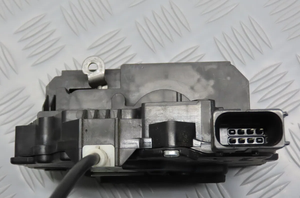 Serrure porte avd Fiat GRANDE PUNTO (199_) 1.3 d multijet (2008) occasion