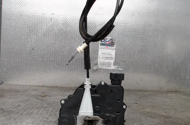 Serrure porte avd FIAT GRANDE PUNTO  GRANDE PUNTO occasion