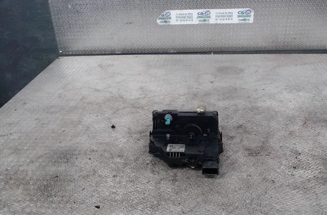 Serrure porte avd FIAT GRANDE PUNTO  GRANDE PUNTO occasion