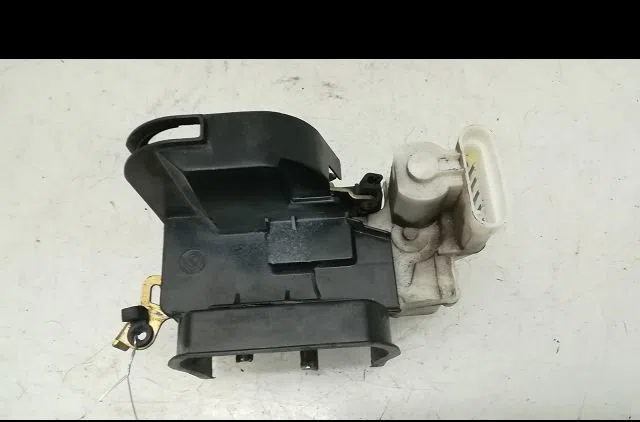 Serrure porte avd FIAT MULTIPLA 2000 occasion
