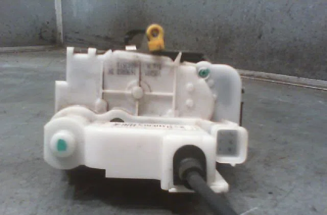 Serrure porte avd FIAT PANDA 2005 occasion