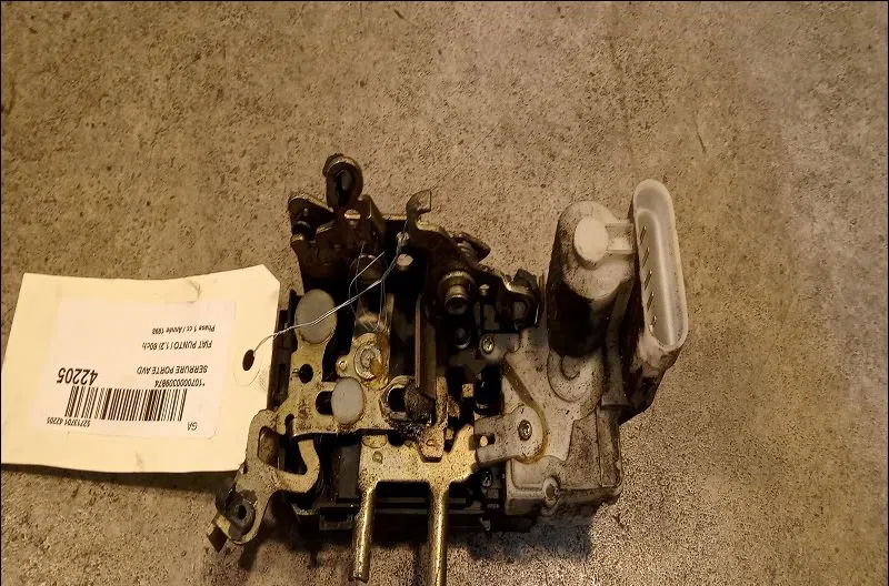 Serrure porte avd Fiat PUNTO (176_) 60 1.2 (176ap, 176ar, 176aq, 176bb) (1993-1999) occasion