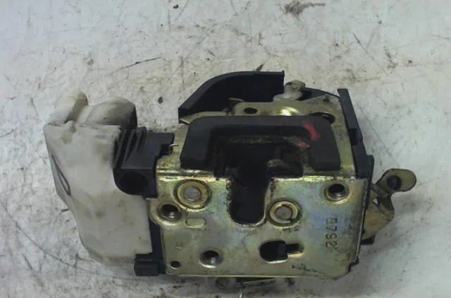 Serrure porte avd FIAT PUNTO 2000 occasion