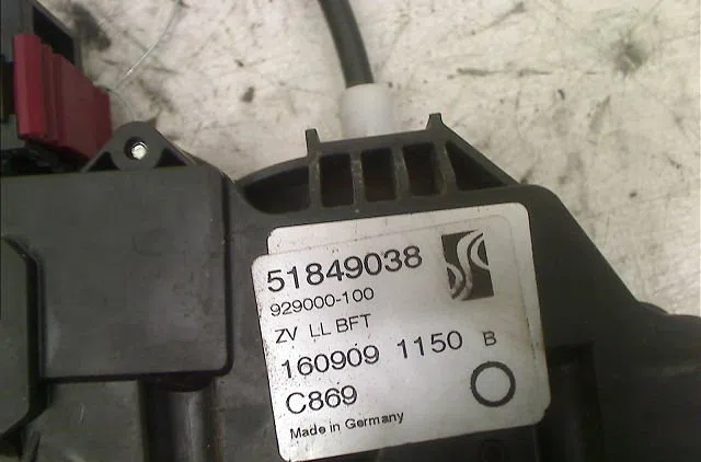 Serrure porte avd FIAT PUNTO III occasion