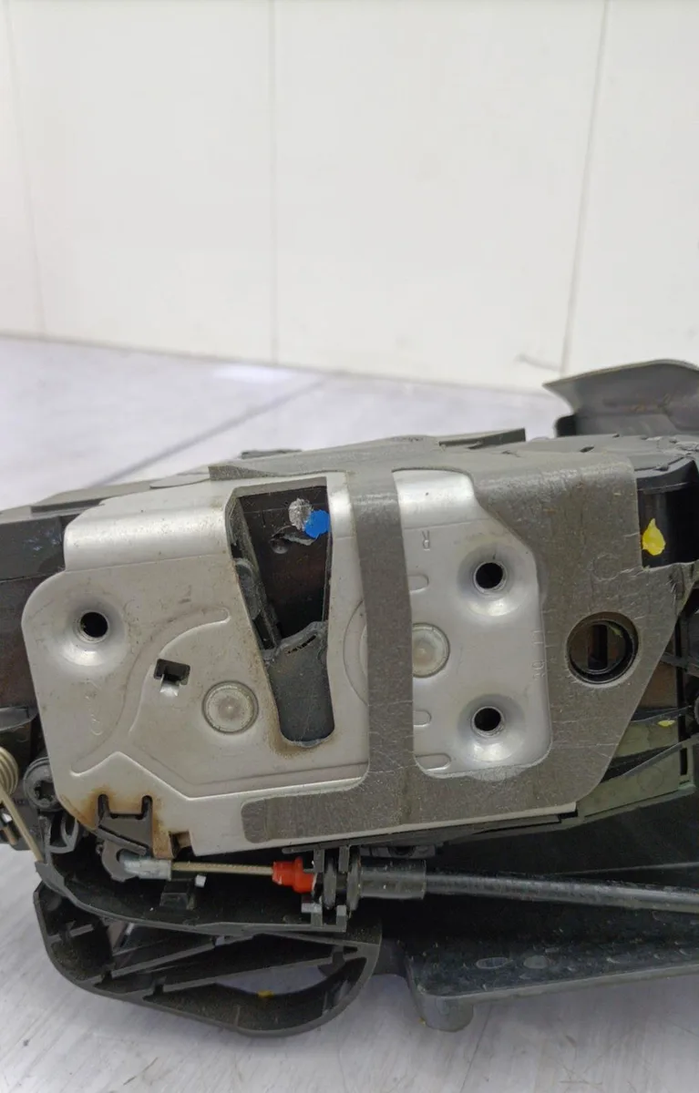 Serrure porte avd FORD C-MAX 2 PHASE 1 occasion