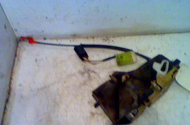 Serrure porte avd FORD ESCORT V 1997 occasion