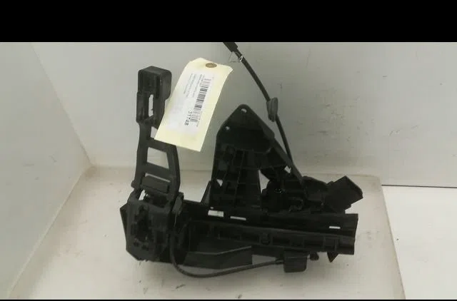 Serrure porte avd FORD FOCUS II 2006 occasion