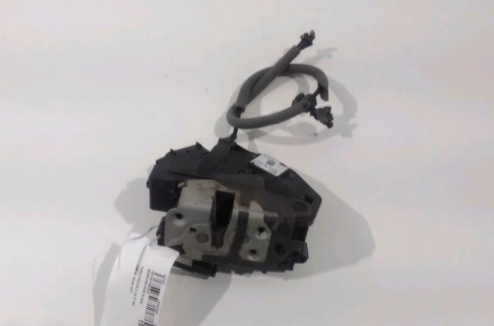 Serrure porte avd Ford FOCUS III 1.6 ti (2010-2018) occasion