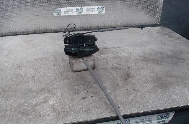Serrure porte avd Ford FOCUS III 2.0 tdci (2010-2014) occasion