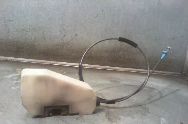 Serrure porte avd FORD KA 1999 occasion