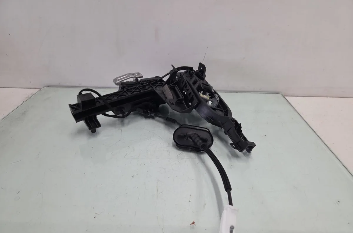 Serrure porte avd FORD KUGA 3 PHASE 1 occasion