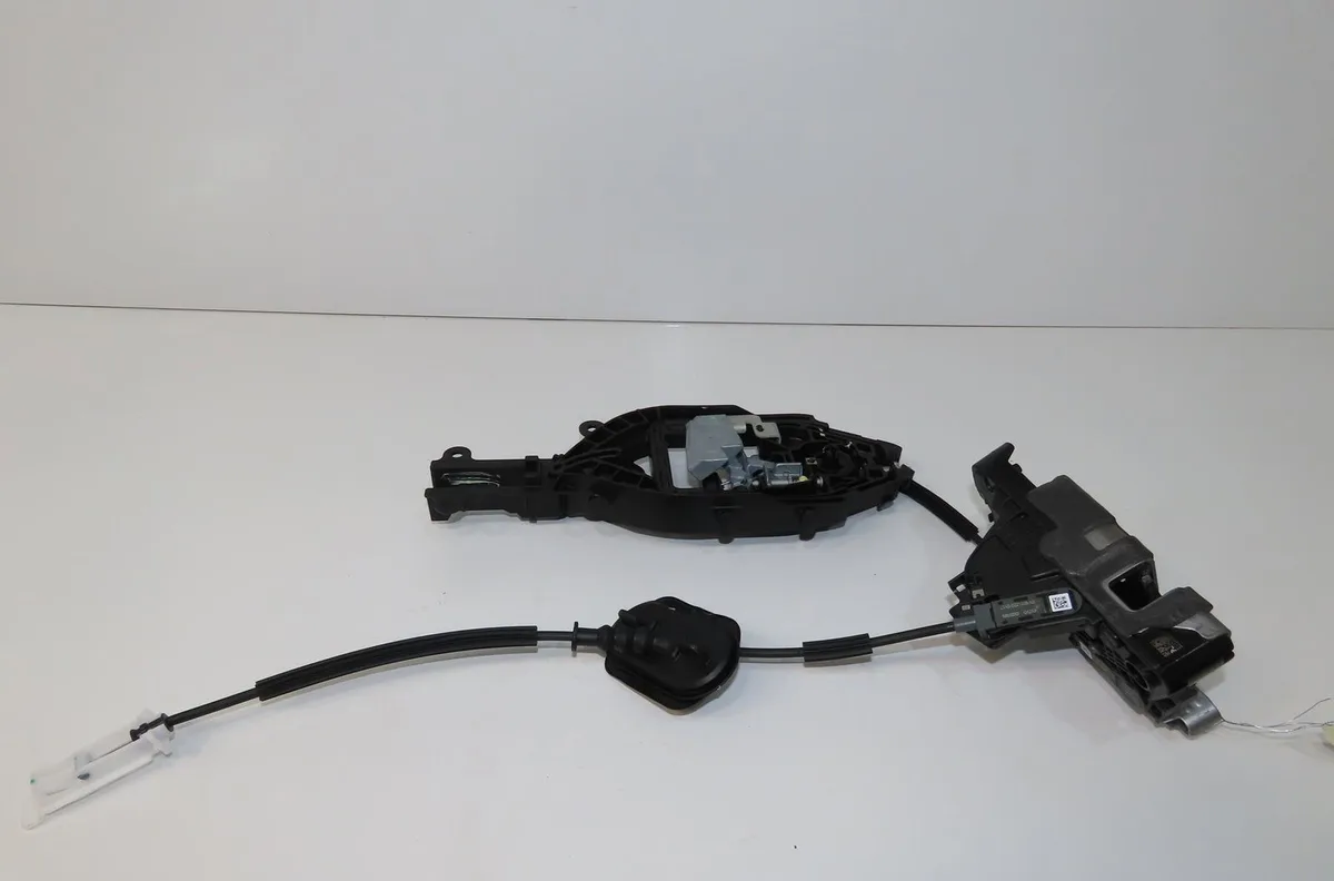 Serrure porte avd Ford KUGA III (DFK) 2.5 hybrid flex (2023) occasion